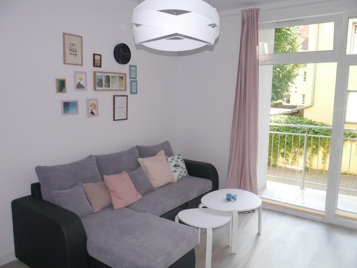 Apartament Kolorowy Przy Plazy Lötzen Exterior foto