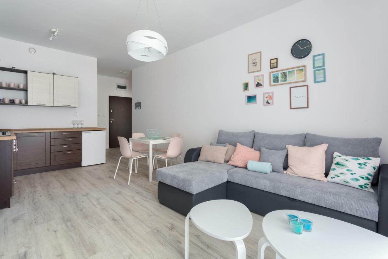 Apartament Kolorowy Przy Plazy Lötzen Exterior foto