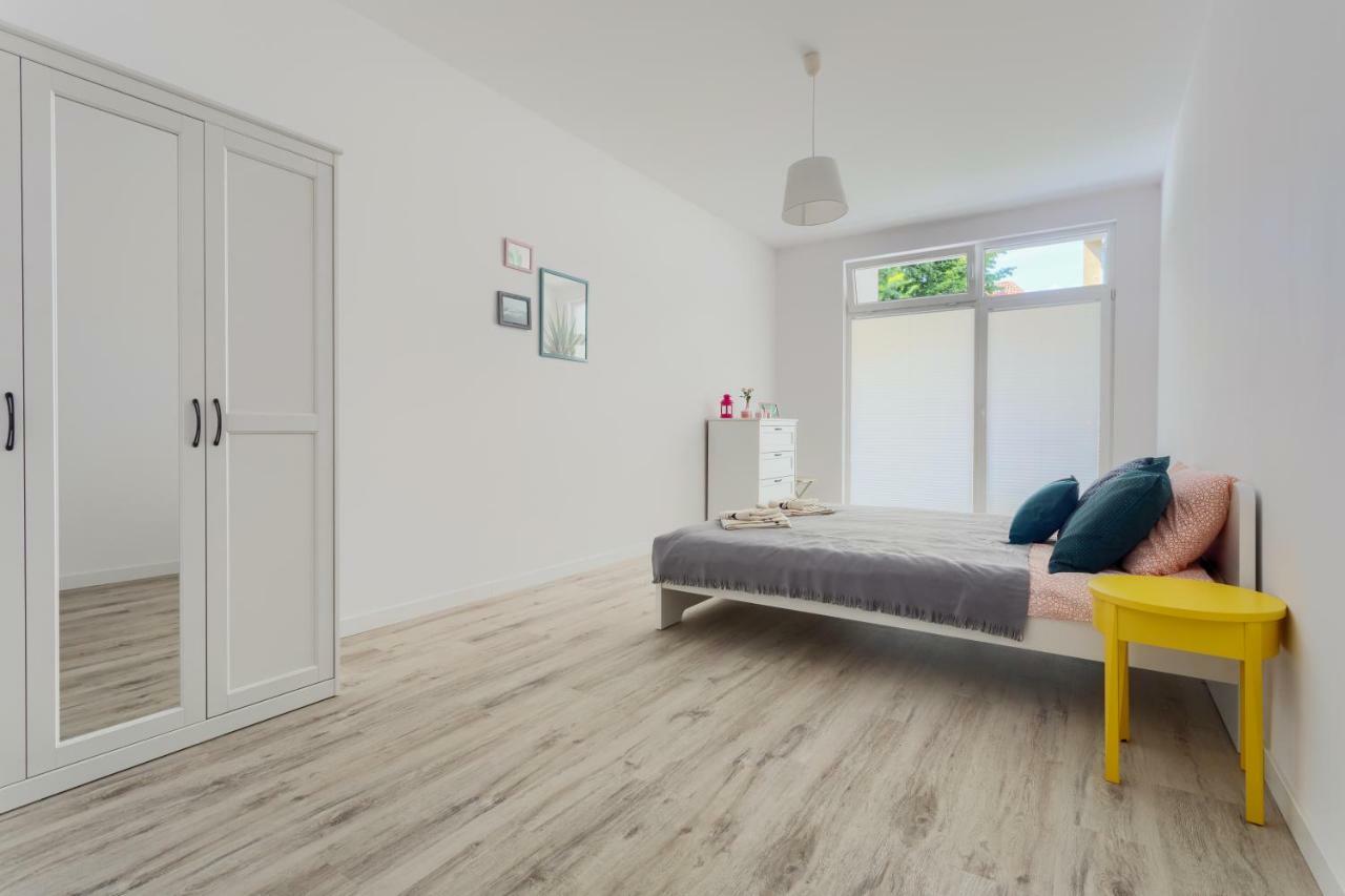 Apartament Kolorowy Przy Plazy Lötzen Exterior foto